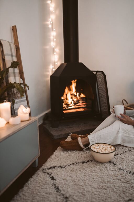 Tips for Hosting a Cozy Movie Night at Home